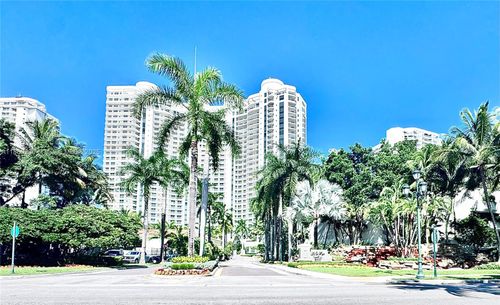 apt-1802-6000 Island Blvd, Aventura, FL, 33160-3787 | Card Image