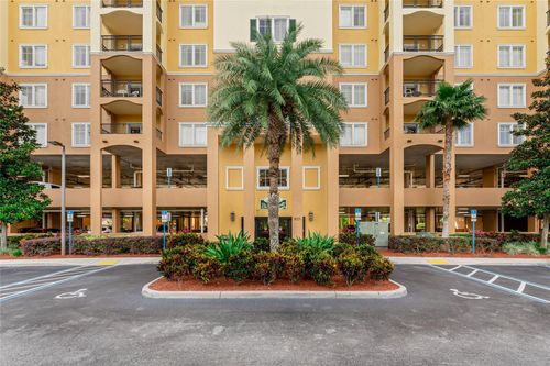 51404-8125 Resort Village Drive, Orlando, FL, 32821 | Card Image