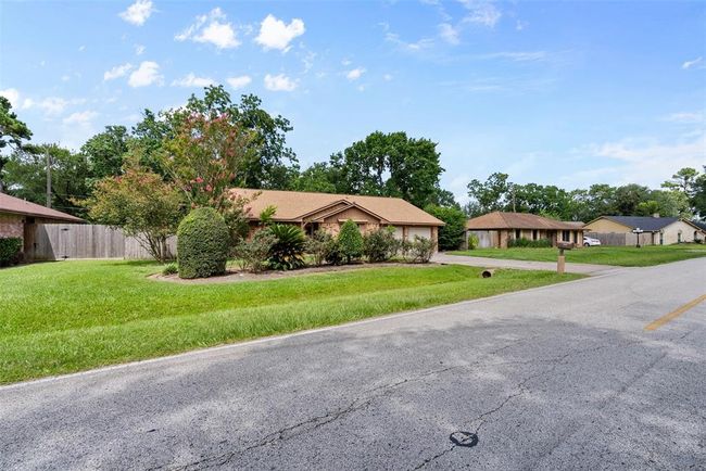 21807 Glenbranch Dr, House other with 3 bedrooms, 2 bathrooms and 2 parking in Spring TX | Image 19