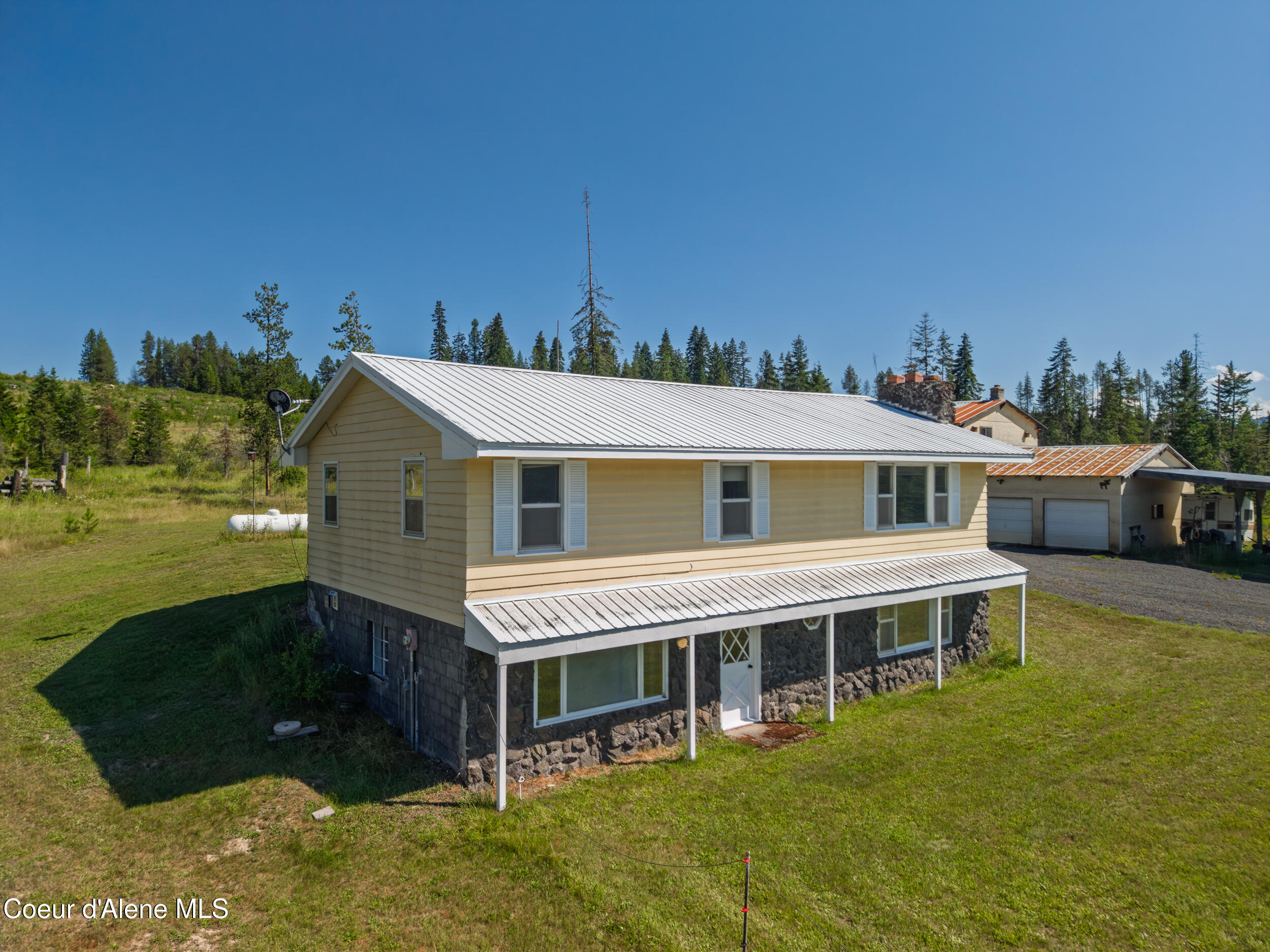 Residential in Fernwood 5