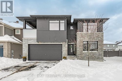 13 Fanning St, Carleton Place, ON, K7C0J2 | Card Image