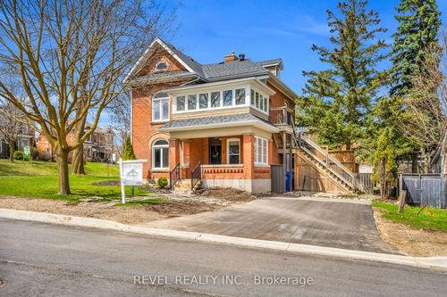 1 3rd Ave, Orangeville, ON, L9W1G8 | Card Image