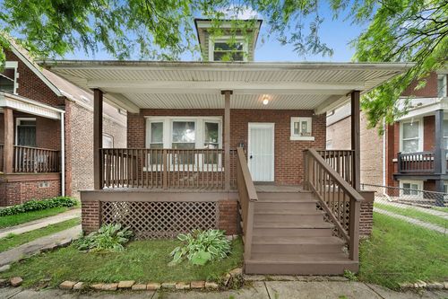 8948 S Morgan St, Chicago, IL, 60620-2615 | Card Image