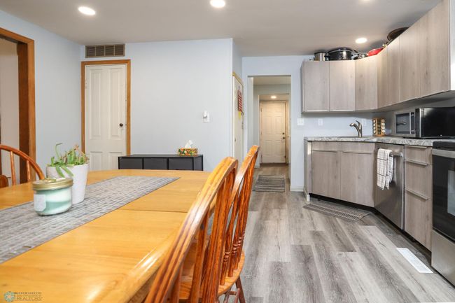 kitchen/dining room.jpg | Image 10