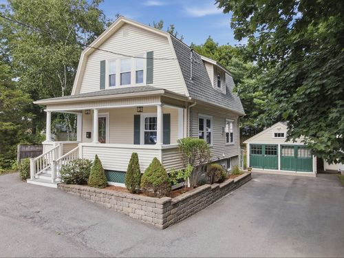 6 Findlay St, Wakefield, MA, 01880-4322 | Card Image