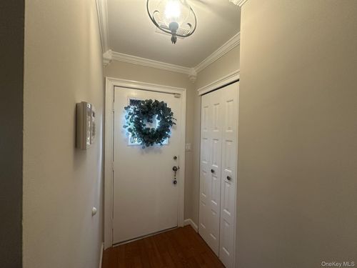 unit-15-200 Hilton Ave, Hempstead, NY, 11550-8176 | Card Image