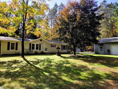 1990 Winegars Road, Gladwin, MI, 48624 | Card Image