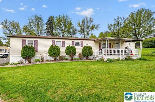 8766 Turkey Ridge Rd, BREINIGSVILLE, PA, 18031-2037 | Card Image