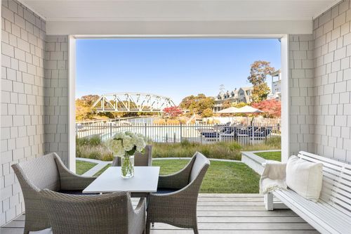 45 Old Boathouse Ln S, Hampton Bays, NY, 11946-1686 | Card Image