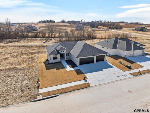 21825 Parkview Dr, Gretna, NE, 68028 | Card Image