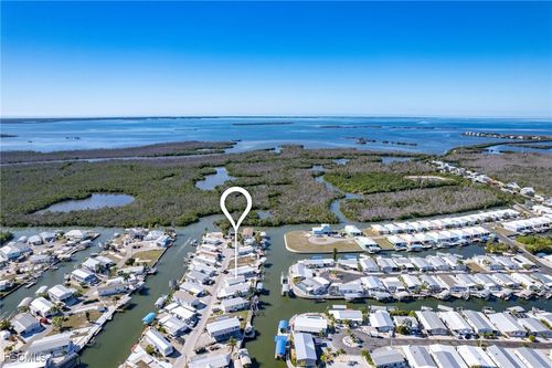 3904 Dewberry Ln, ST. JAMES CITY, FL, 33956-2290 | Card Image