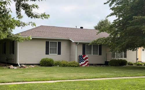 435 Church St, Jesup, IA, 50648-1179 | Card Image
