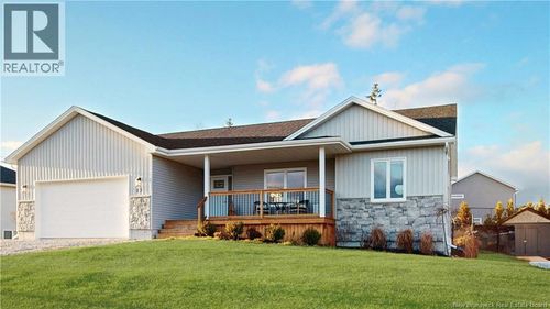 23 Goshawk Dr, Quispamsis, NB, E2E0W8 | Card Image
