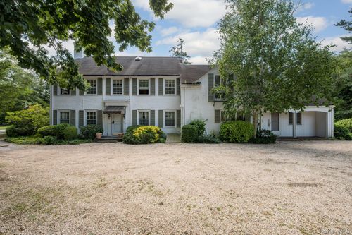 257 Adams Ln, Hewlett, NY, 11557-2501 | Card Image