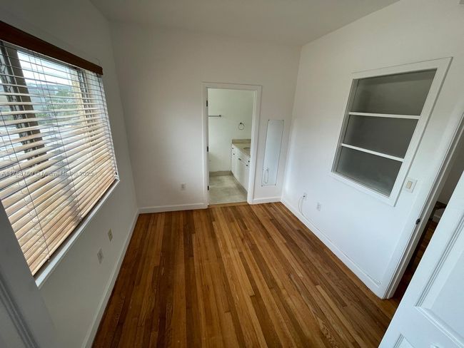 APT-8 - 223 Calabria Ave, Condo with 1 bedrooms, 1 bathrooms and null parking in Coral Gables FL | Image 8
