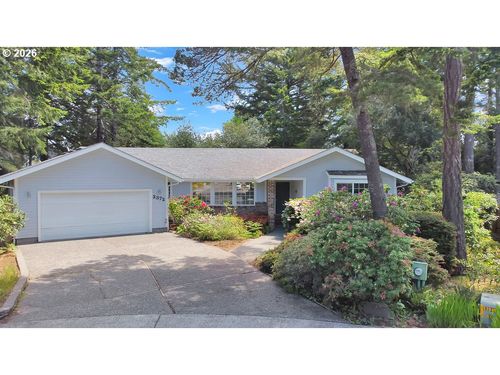 2372 S 22nd Ct, Florence, OR, 97439-8785 | Card Image