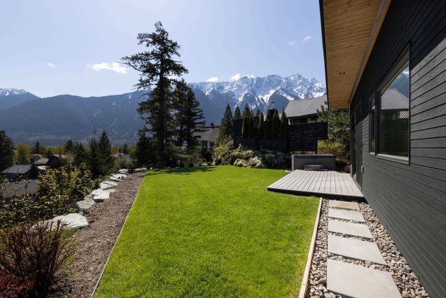 1764 Pinewood Drive, House other with 5 bedrooms, 4 bathrooms and 5 parking in Pemberton BC | Image 22