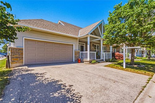 23-20 Kitty Murray Lane, Ancaster, ON, L9K1L7 | Card Image