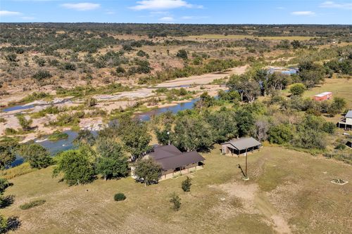 261 Diamond Cross Dr, Llano, TX, 78643-2214 | Card Image