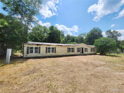 632 Houston Dr, Bismarck, MO, 63624-4217 | Card Image