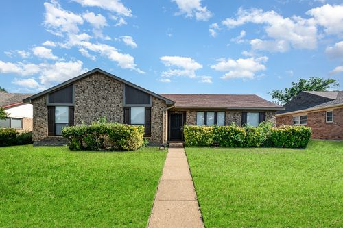 828 Harvest Glen Dr, Plano, TX, 75023-6824 | Card Image