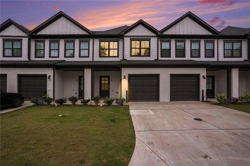 1341 Parc Bench Rd Se, Atlanta, GA, 30316-3243 | Card Image