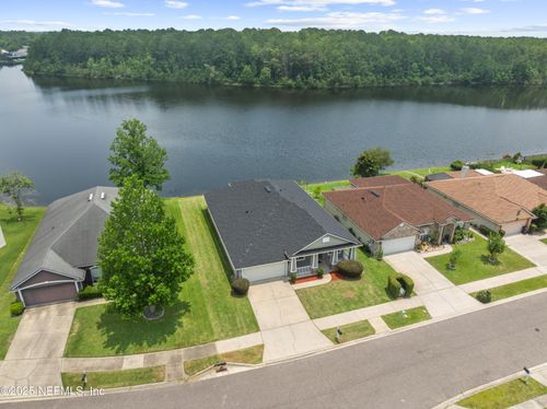 9236 Prosperity Lake Dr, Jacksonville, FL, 32244-8445 | Card Image