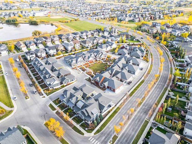 58 Drake Landing Square, Home with 4 bedrooms, 3 bathrooms and 2 parking in Okotoks AB | Image 4