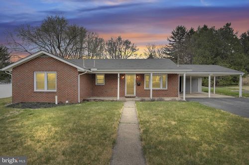 101 Orchard St, MECHANICSBURG, PA, 17055-4168 | Card Image