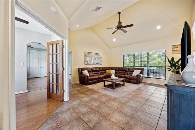 101 High Ridge Cir, House other with 3 bedrooms, 2 bathrooms and 2 parking in San Marcos TX | Image 13