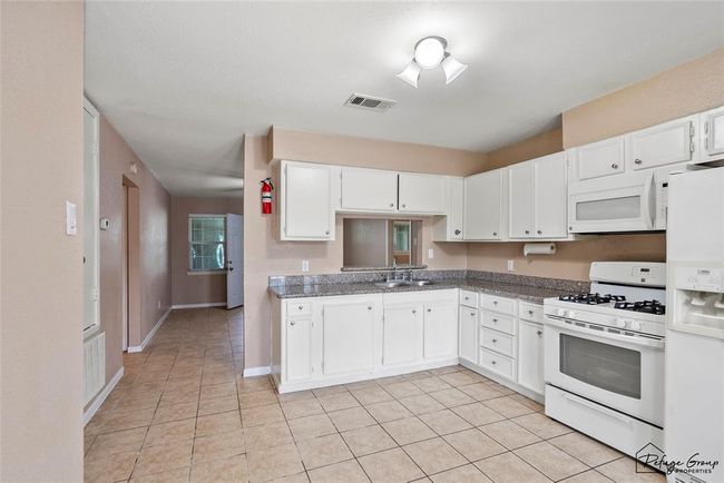 719 Kilpatrick St, House other with 4 bedrooms, 3 bathrooms and 2 parking in Channelview TX | Image 10