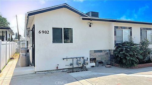 6900 Oso Ave, Winnetka, CA, 91306 | Card Image