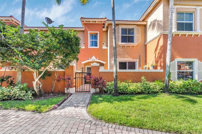 909-9 - 2712 Sw 120th Ter, Townhouse with 3 bedrooms, 2 bathrooms and null parking in Miramar FL | Image 1