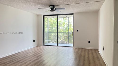 407b-5550 Nw 44th St, Lauderhill, FL, 33319-6160 | Card Image