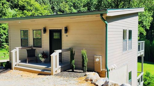 70 Valley Ln, Bryson City, NC, 28713 | Card Image