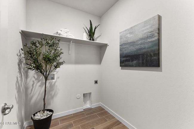 Laundry Room | Image 40