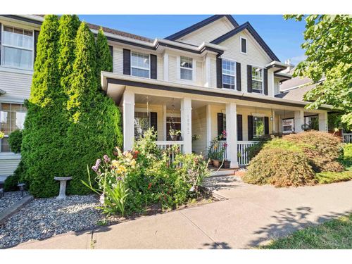 18043 70 Ave, Surrey, BC, V3S6X3 | Card Image