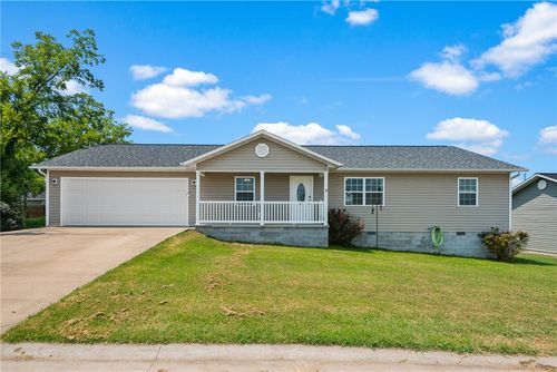 106 Matty Ln, Berryville, AR, 72616-8026 | Card Image
