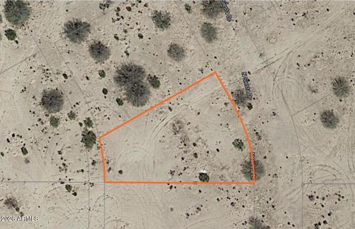 Land in Eloy