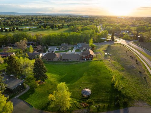 2224 Sourdough Rd, Bozeman, MT, 59715-5800 | Card Image