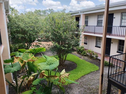 unit-203-120 S Church Ave, TAMPA, FL, 33609-2742 | Card Image