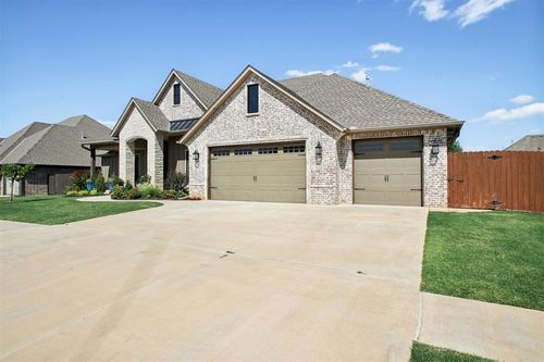 4116 Bridge Wood Ln, Oklahoma City, OK, 73179-1632 | Card Image