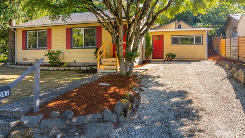 7051 S 125th Street, Seattle, WA, 98178 | Card Image