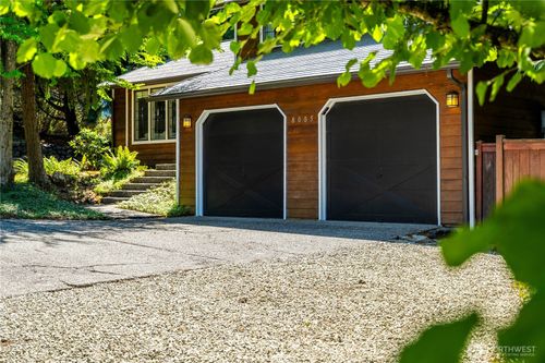 8005 Ne 120th Street, Kirkland, WA, 98034 | Card Image