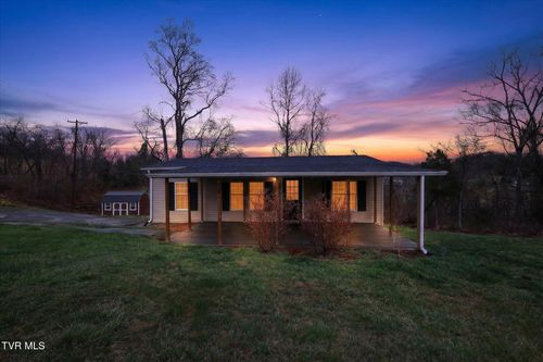 2781 Weaver Pike, Bristol, TN, 37620-9040 | Card Image