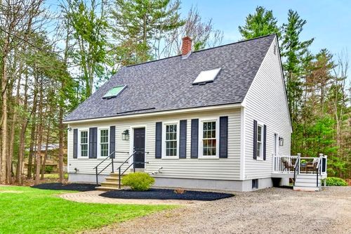 131 Colburn Rd, Milford, NH, 03055-3508 | Card Image
