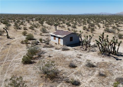 35805 165th St E, Llano, CA, 93544-1114 | Card Image
