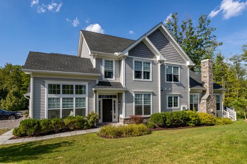 13-13 Enclave Dr, Danbury, CT, 06810-5260 | Card Image