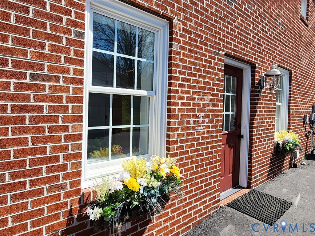 Commercial Lease in Unknown 2