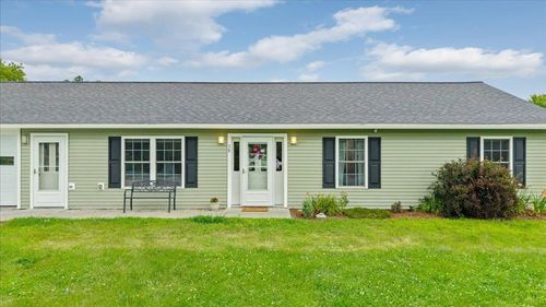 38 Boone Dr, Highgate Center, VT, 05459-5935 | Card Image